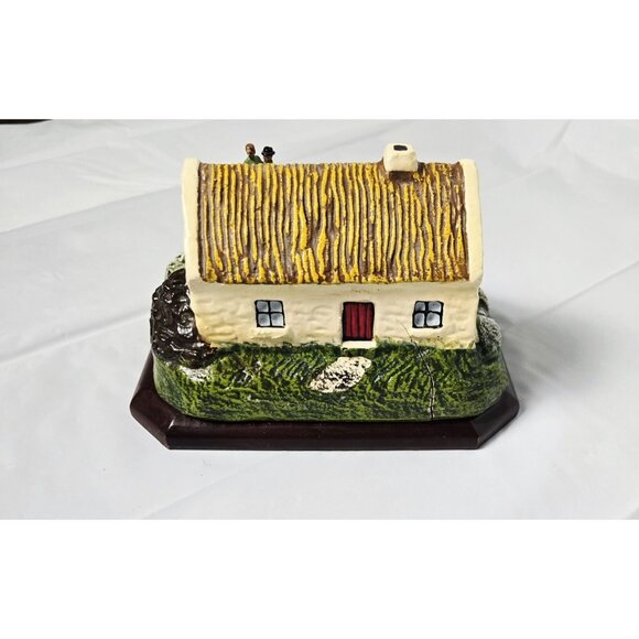 "When Irish Eyes Are Smiling" Bray, Co. Ireland Traditional Irish Cottage Music - Picture 6 of 10